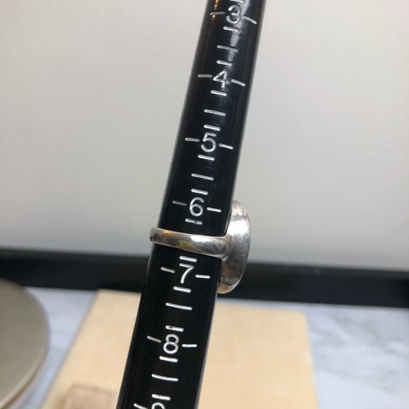 cutout design jade ring set in sterling 6.5 - Picture 4 of 6